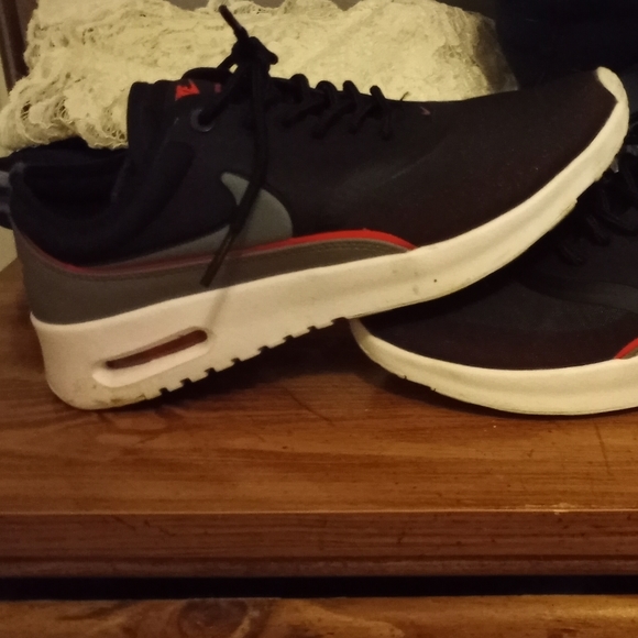 Nike air max thea size 7 - Picture 4 of 4